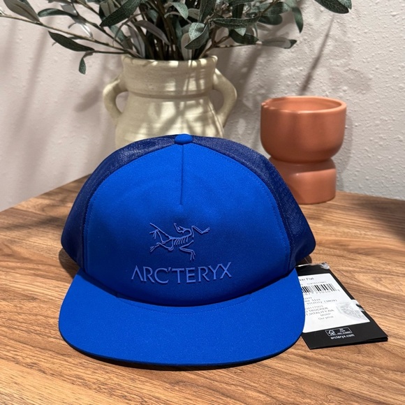 Arc'teryx Other - Arc’teryx NWT One Size Vitality Blue Logo Flat Brim Trucker Performance Hat